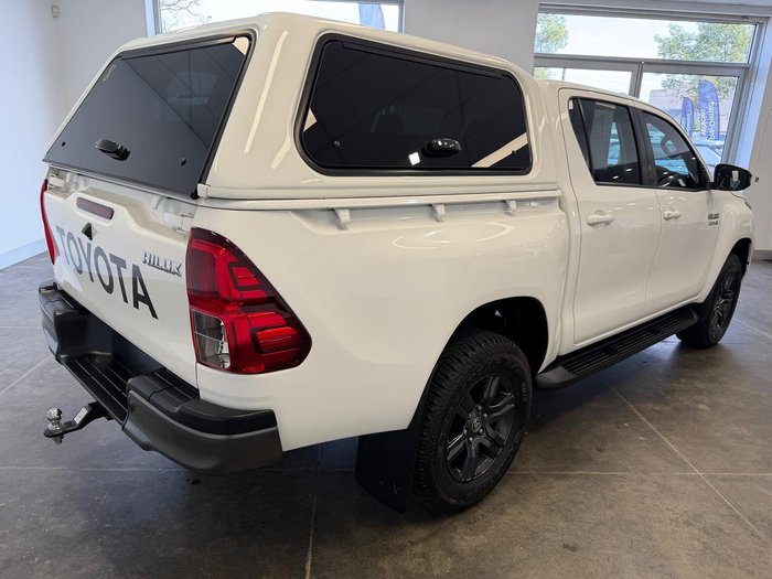 2024 Toyota Hilux SR Hi-Rider