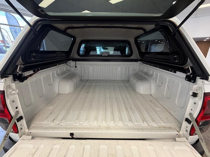 2024 Toyota Hilux SR Hi-Rider