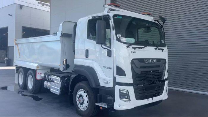 2025 Isuzu F Series