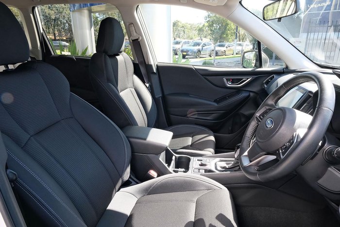 2025 Subaru Forester 2.5i