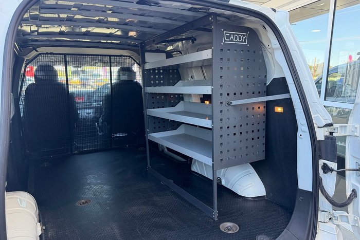 2022 LDV G10 +