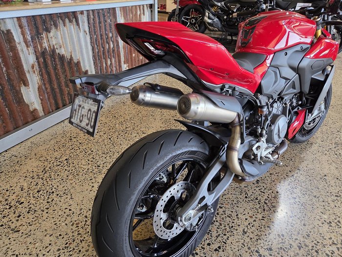 2025 Ducati Streetfighter V2 S