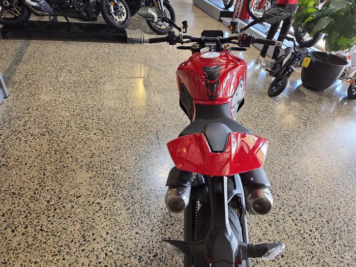 2025 Ducati Streetfighter V2 S