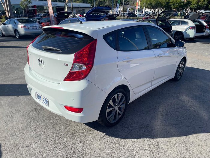2013 Hyundai Accent SR RB3 Crystal White