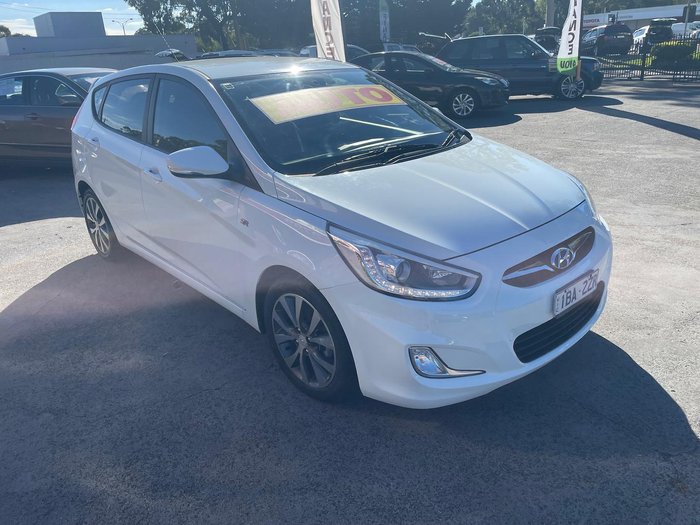 2013 Hyundai Accent SR RB3 Crystal White