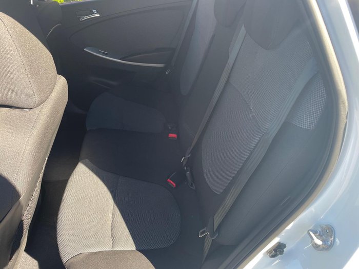 2013 Hyundai Accent SR RB3 Crystal White