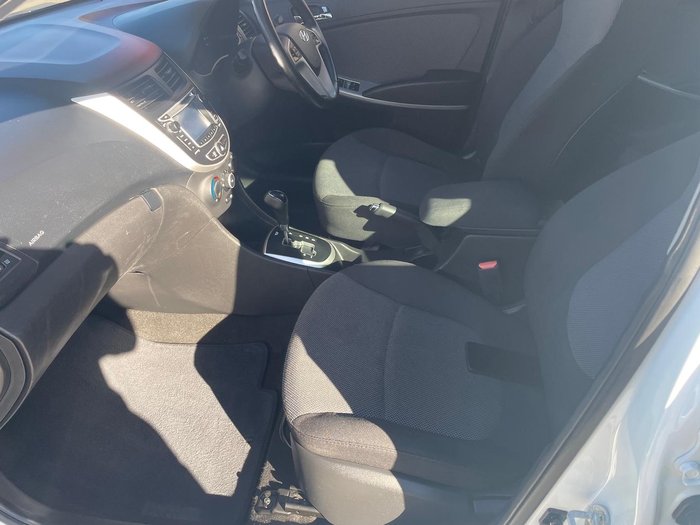 2013 Hyundai Accent SR RB3 Crystal White