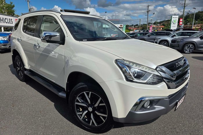 2021 Isuzu MU-X LS-T