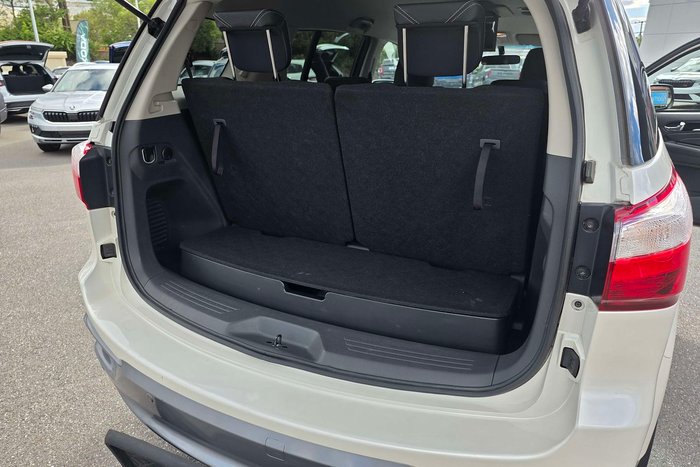 2021 Isuzu MU-X LS-T