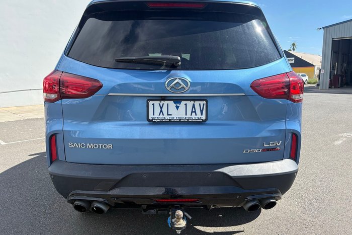 2022 LDV D90 Executive