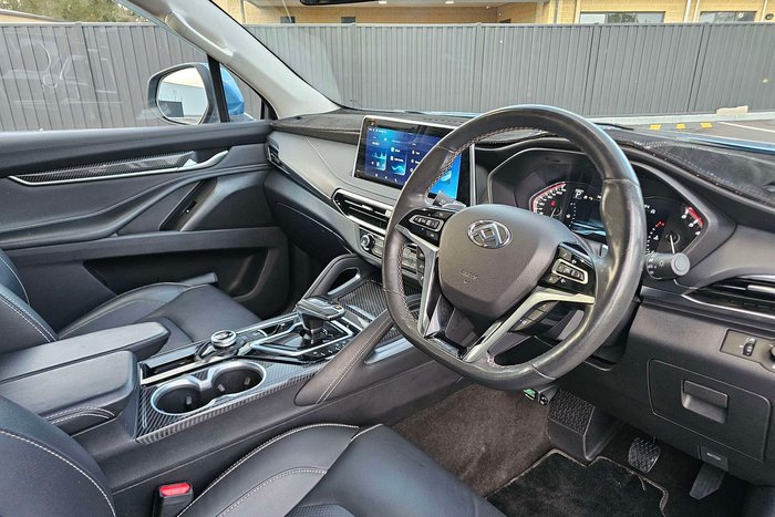 2022 LDV D90 Executive