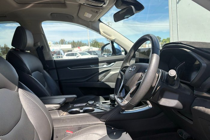 2022 LDV D90 Executive