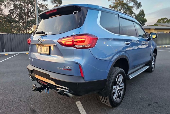 2022 LDV D90 Executive