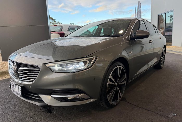 2019 Holden Calais V