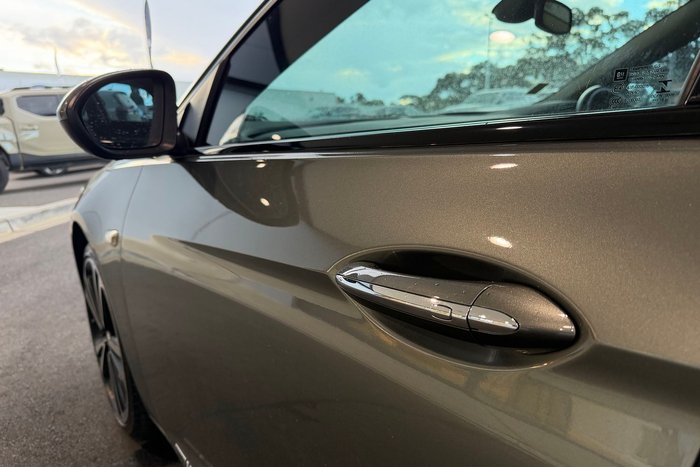 2019 Holden Calais V