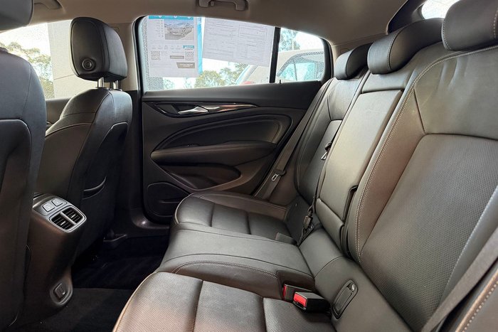 2019 Holden Calais V