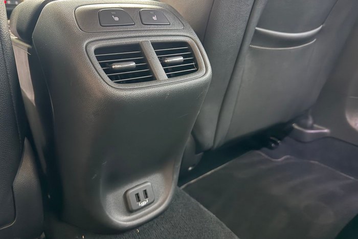 2019 Holden Calais V