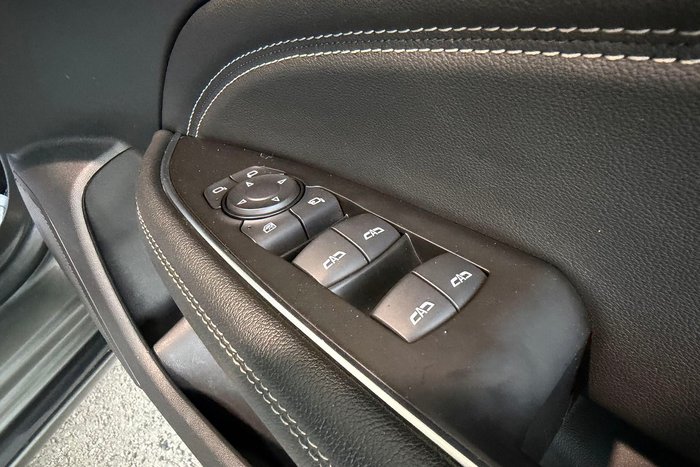 2019 Holden Calais V