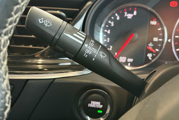 2019 Holden Calais V