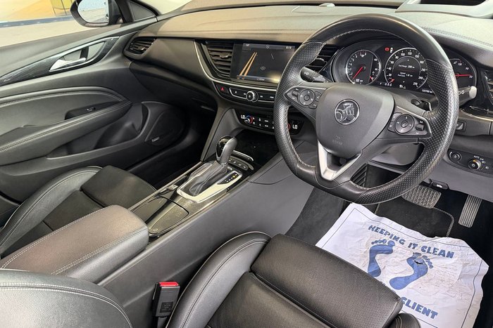 2019 Holden Calais V