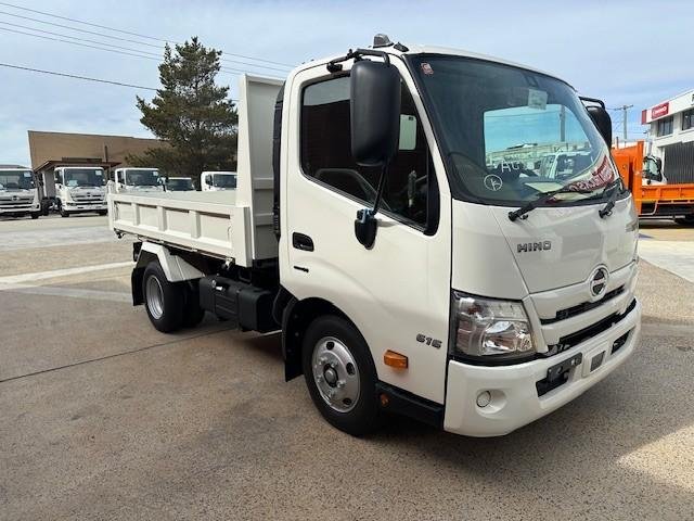 2025 Hino 300 Series 616 Tipper