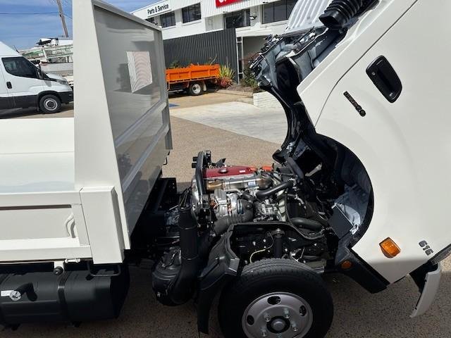 2025 Hino 300 Series 616 Tipper