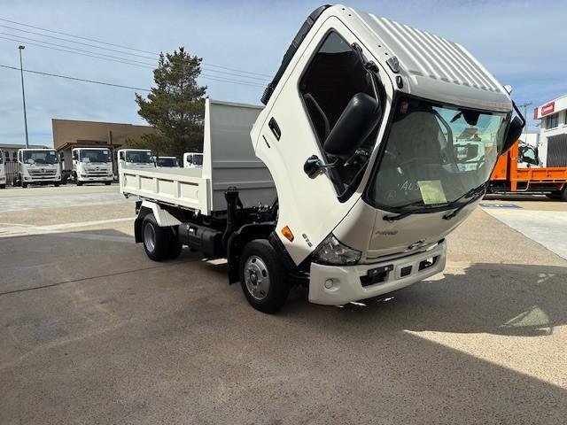 2025 Hino 300 Series 616 Tipper