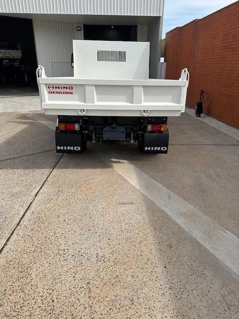 2025 Hino 300 Series 616 Tipper