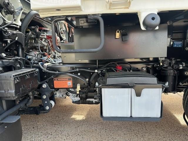 2025 Hino 300 Series 616 Tipper