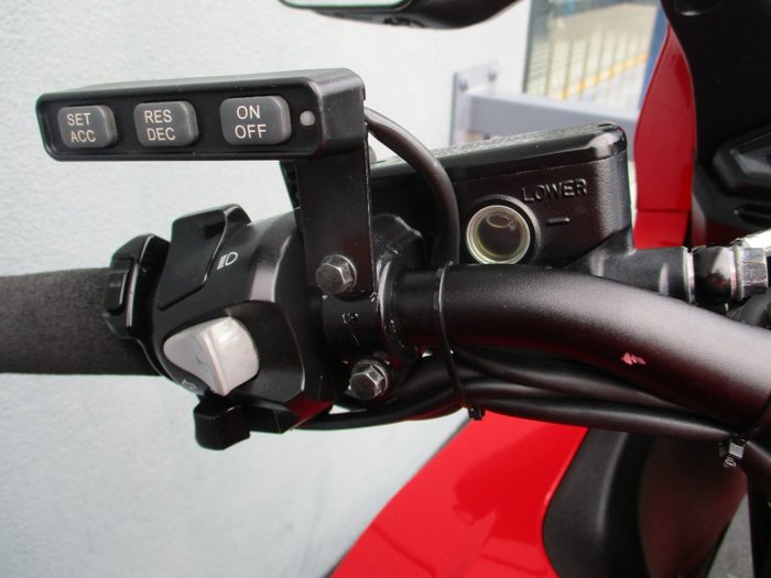 2017 Honda VFR800F ABS RED