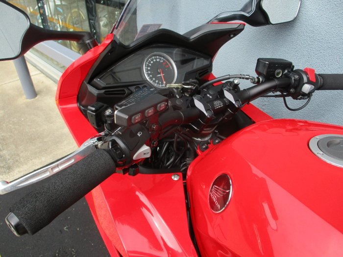 2017 Honda VFR800F ABS RED