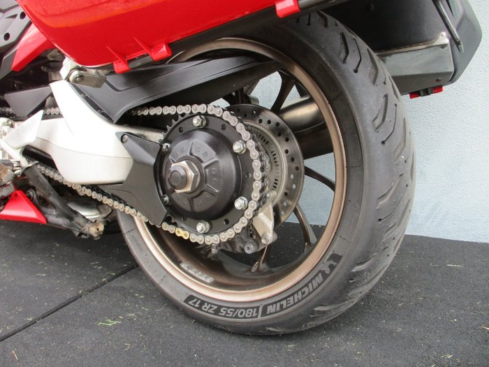 2017 Honda VFR800F ABS RED