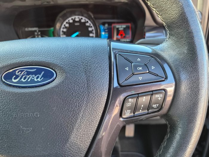 2020 Ford Everest Titanium