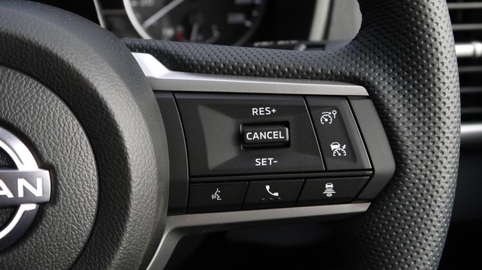 2026 Nissan Navara ST-X