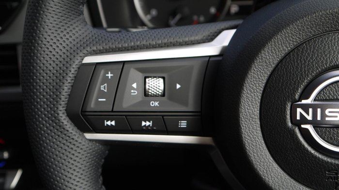 2026 Nissan Navara ST-X