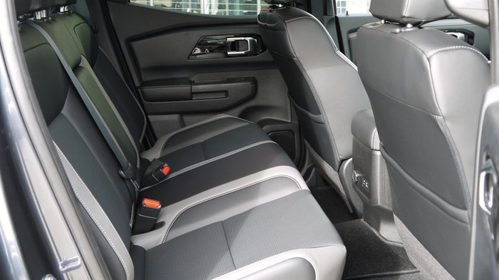 2026 Nissan Navara ST-X