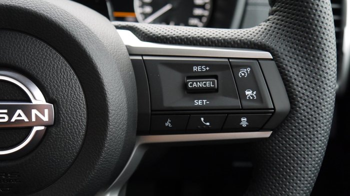 2026 Nissan Navara ST-X