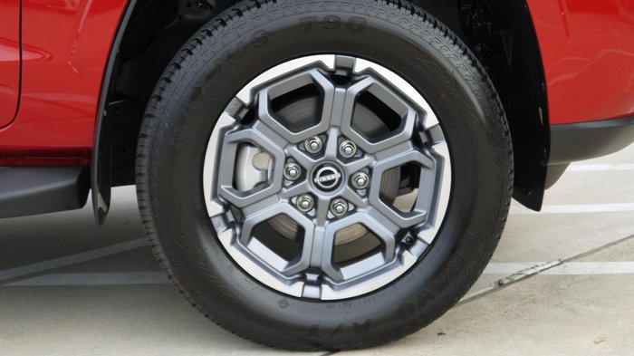 2026 Nissan Navara ST-X