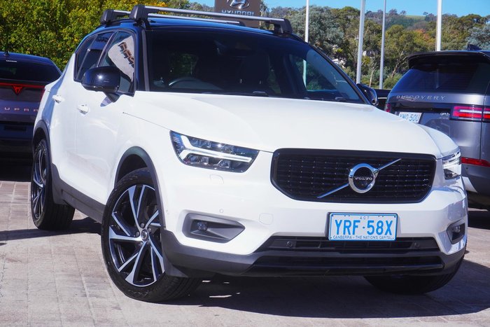 2019 Volvo XC40 T5 R-Design