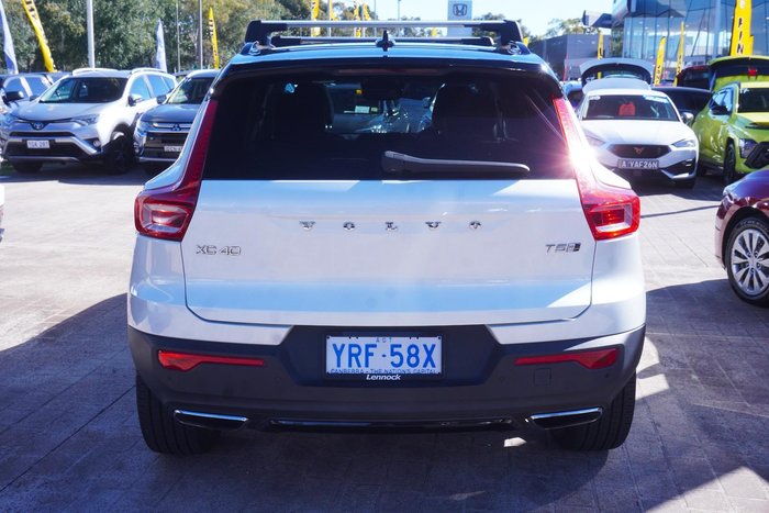 2019 Volvo XC40 T5 R-Design