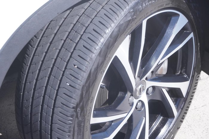 2019 Volvo XC40 T5 R-Design