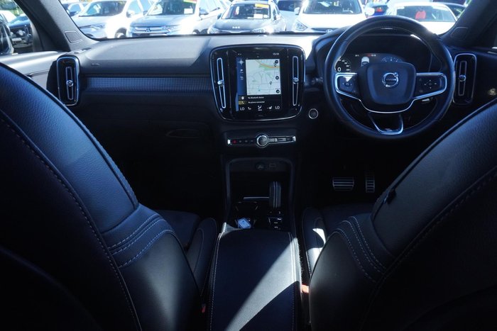 2019 Volvo XC40 T5 R-Design