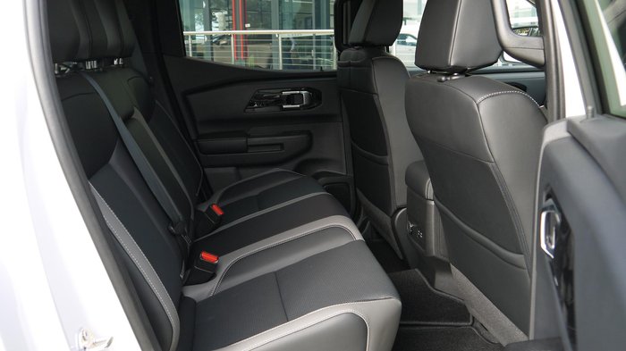 2026 Nissan Navara ST-X