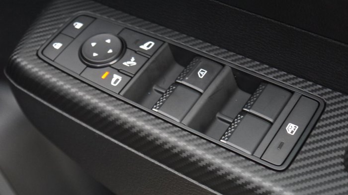 2026 Nissan Navara ST