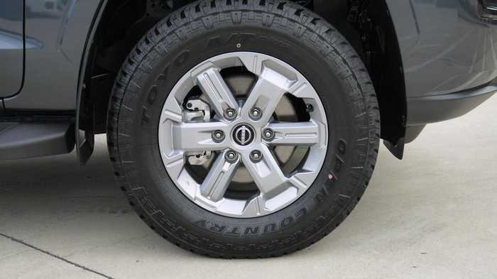 2026 Nissan Navara ST