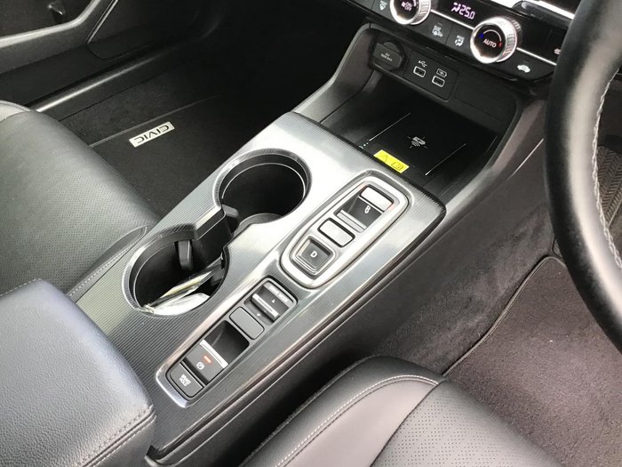 2024 Honda Civic e:HEV LX
