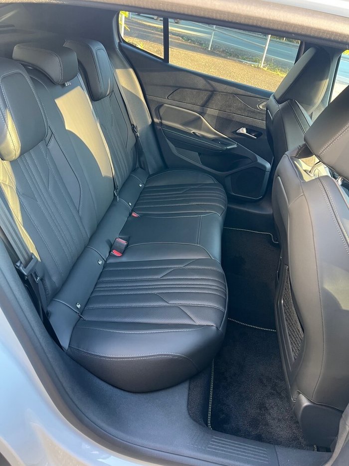 2024 Peugeot 408 GT Fastback e-DCS Hybrid