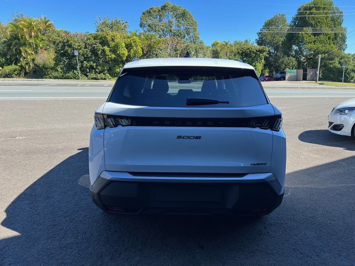 2025 Peugeot 5008 Allure e-DCS