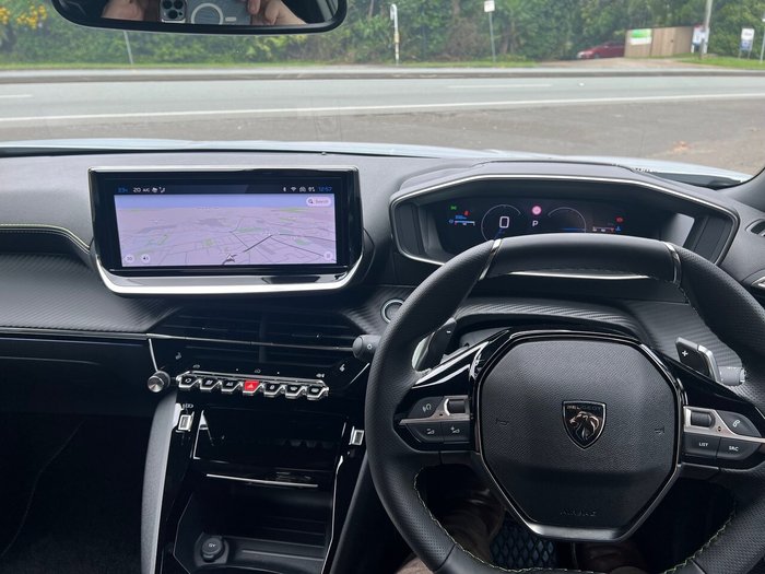 2025 Peugeot 2008 GT e-DCS Hybrid