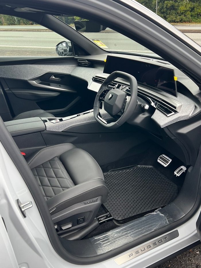 2025 Peugeot 3008 GT Premium e-DCS Hybrid